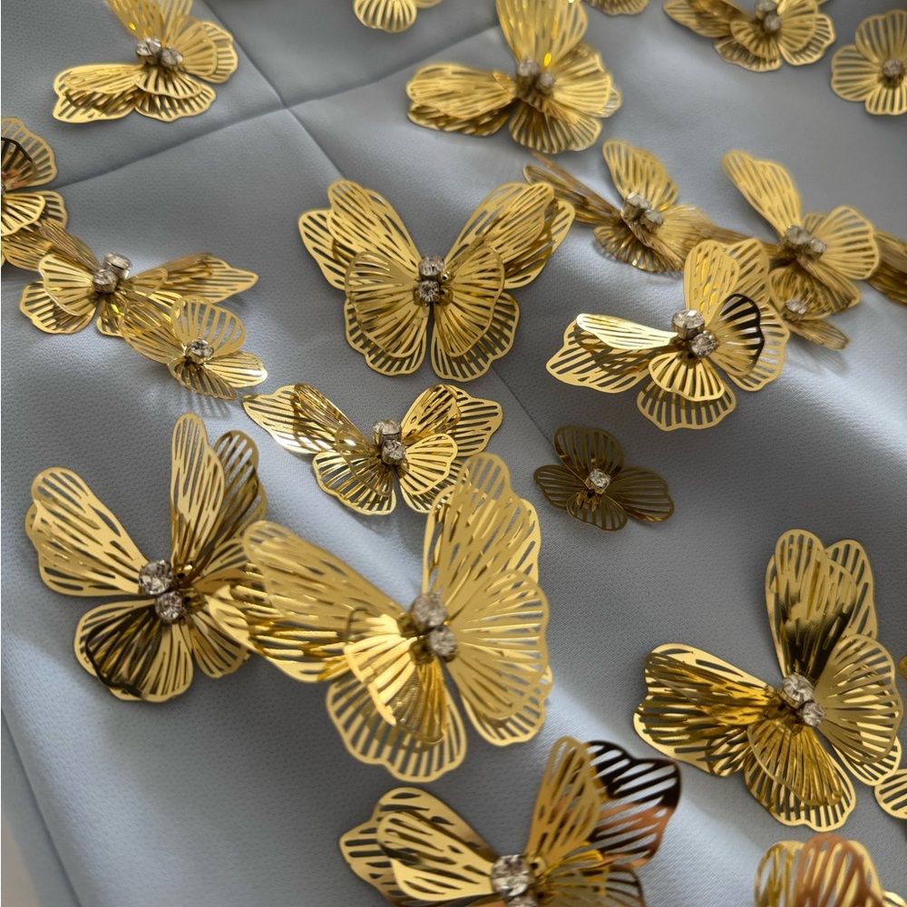 Carolina Herrera butterfly applique strapless column dress gown &custom cape - Picture 8 of 14